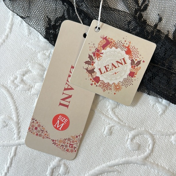 Stretchy Sheer Black Lace Mockneck Grunge Whimsygoth Inspired Blouse M‎ - Picture 3 of 5